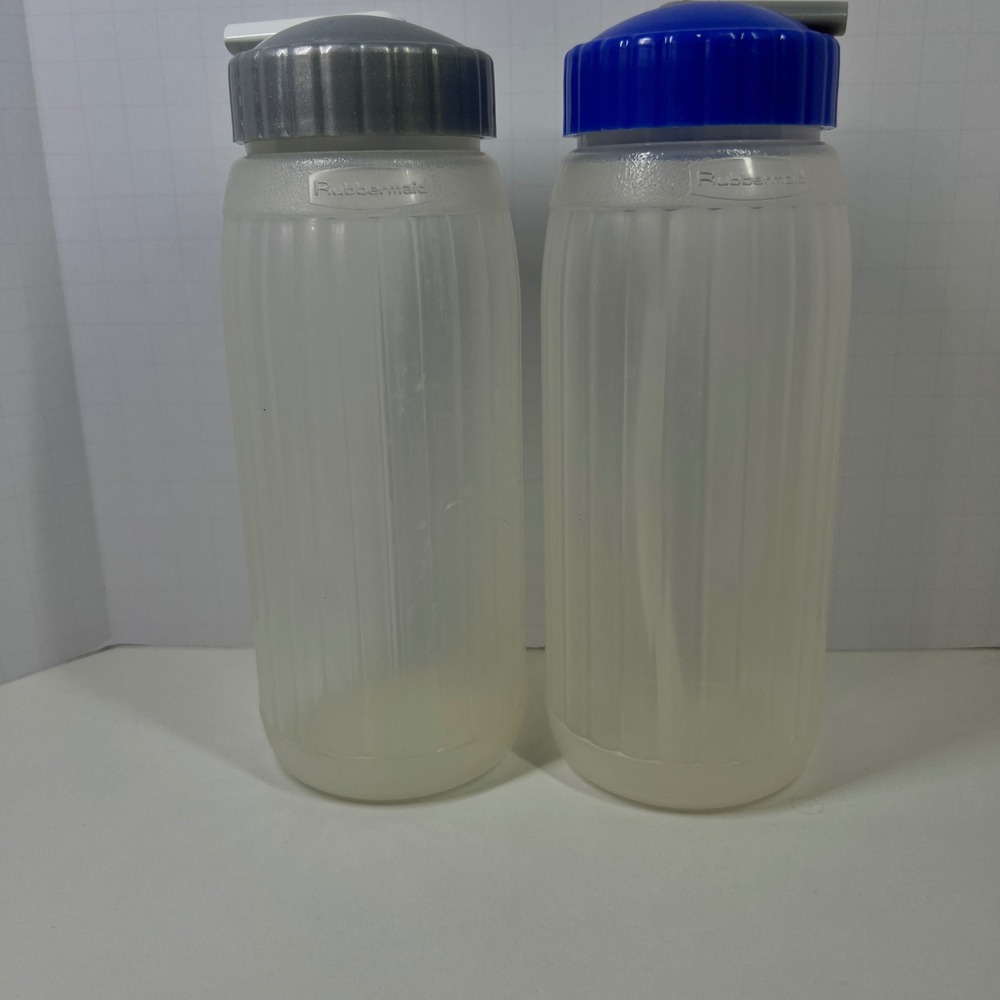 Rubbermaid 20oz Water Bottle Set of 2 Frosted Ribbed Sipper Spout Blue Silver